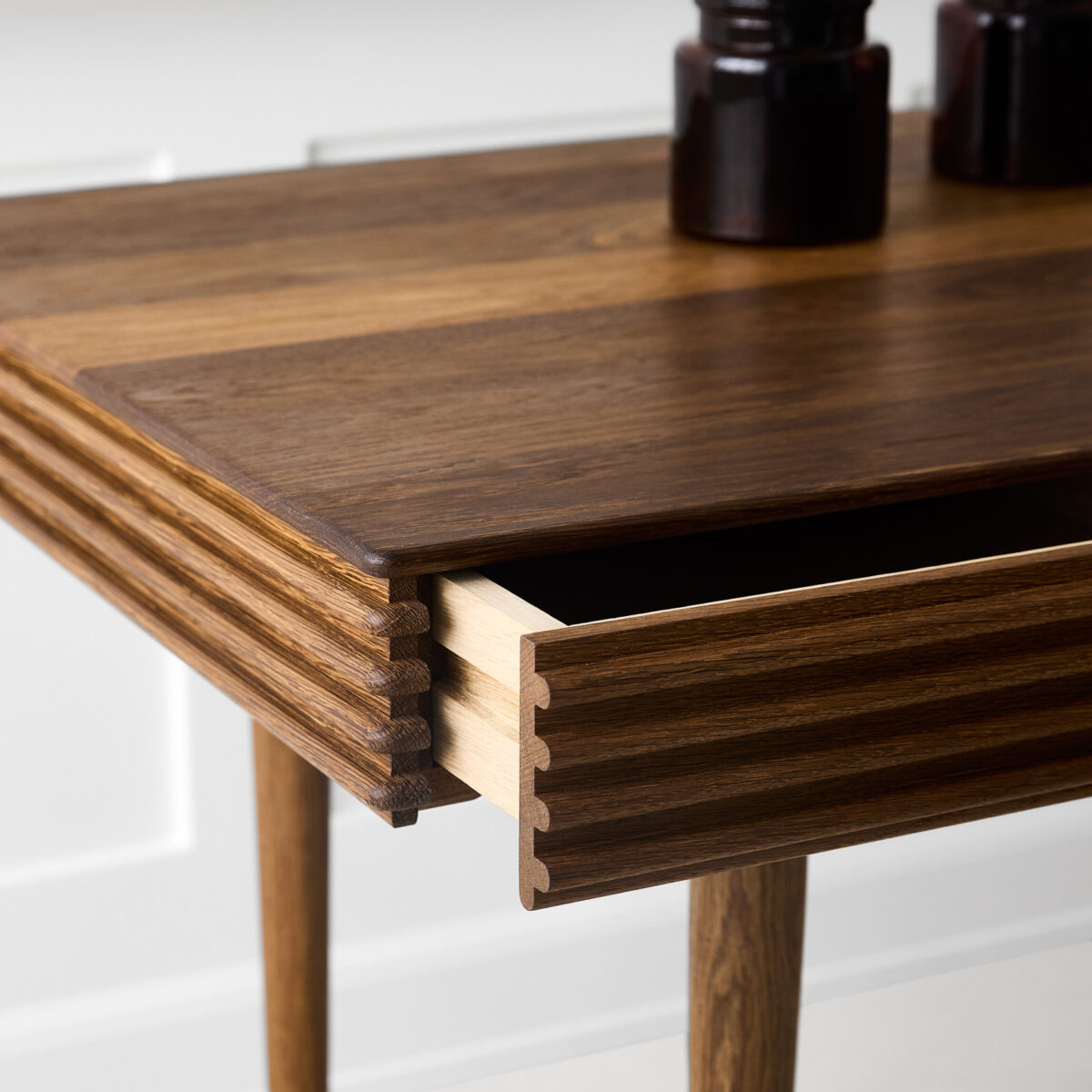Bureau Groove